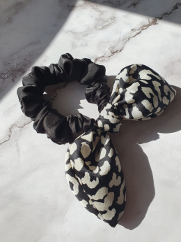 Satynowa gumka scrunchie MINI z uszami